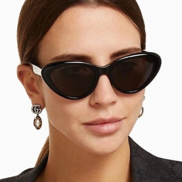 Excluded Gucci Sunglasses, New 325 - Picture 7 of 7